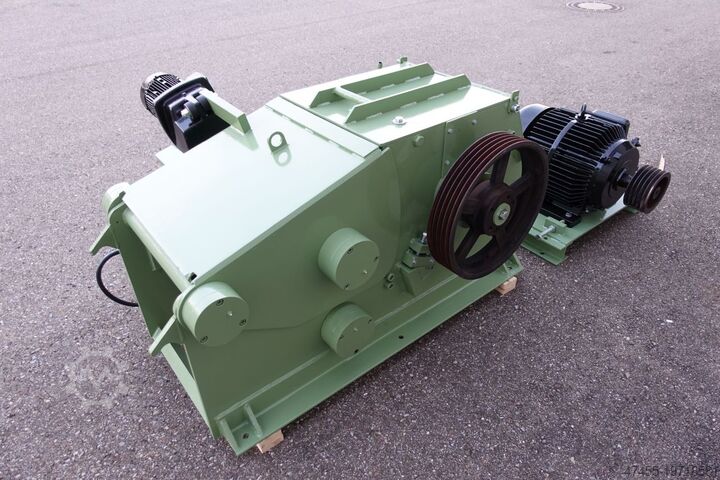Likvidace dřevního odpadu včetně bubnového štěpkovače HAAS HTH-160x510