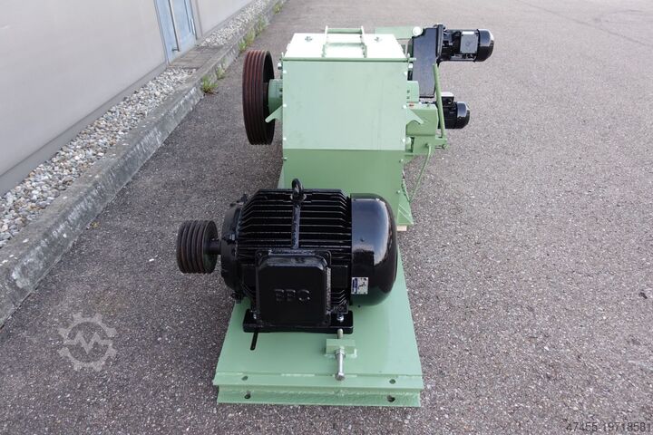 Restträavfallshantering inkl. trumhugg HAAS HTH-160x510