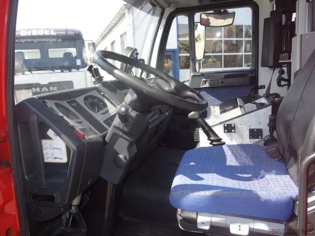 Autopompa MAN LE 220C GODIVA POMP 2000 LITER TANK,MANUAL GEARBOX