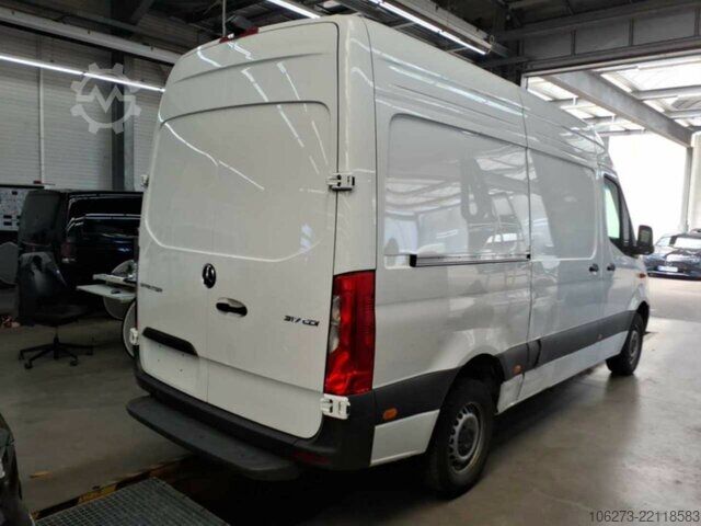 Fourgon Mercedes-Benz Sprinter 317 CDI,L2H2,Automatik,Kamera,Navi