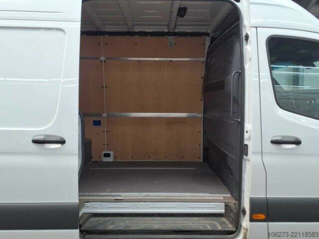 Fourgon Mercedes-Benz Sprinter 317 CDI,L2H2,Automatik,Kamera,Navi