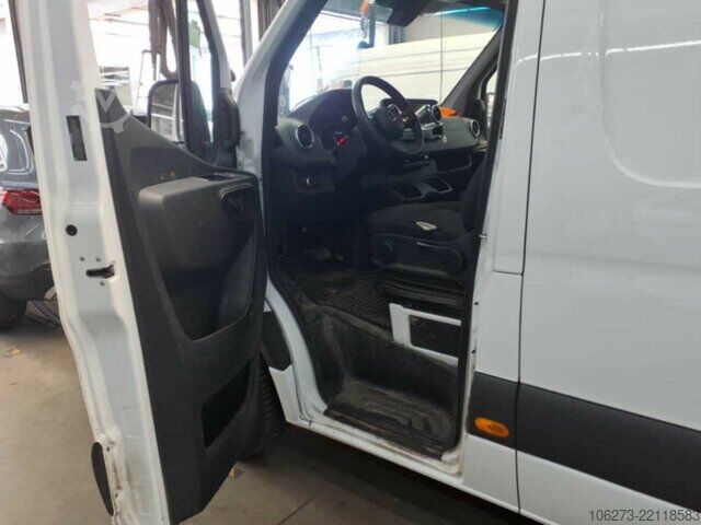 Fourgon Mercedes-Benz Sprinter 317 CDI,L2H2,Automatik,Kamera,Navi