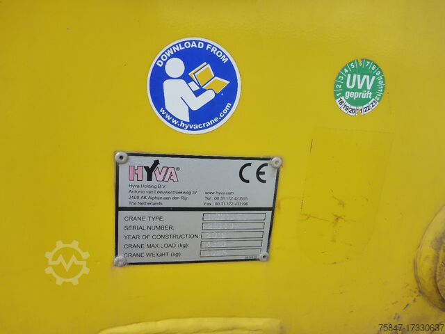 Vrachtwagen met dieplader (open) DAF XF 530 FAN Kran Hyva HC213 E3