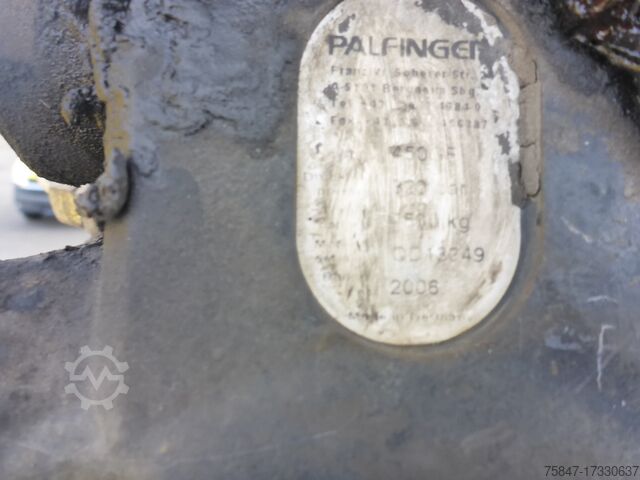 Vrachtwagen met dieplader (open) DAF XF 530 FAN Kran Hyva HC213 E3