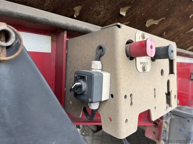 Kiperska poluprikolica SCHWARZMÜLLER SK Kippauflieger Stahlmulde / Liftachse