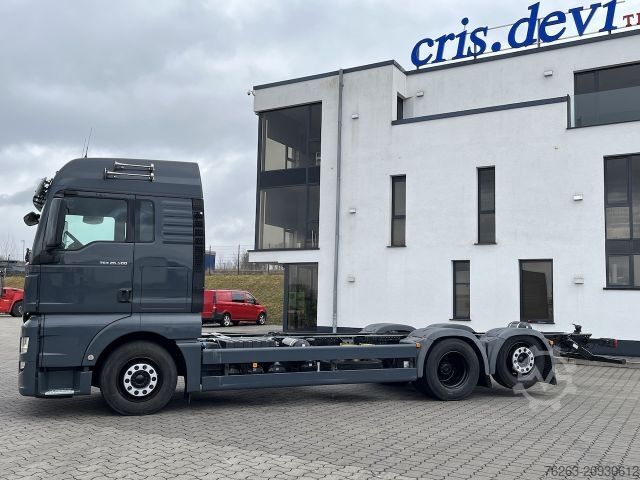 Drikkevarelastbil MAN TGX 26.500 6x2 Fahrgestell / Lenk-Liftachse /AHK
