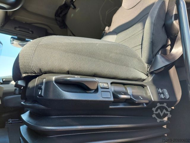 Jumbo-Lkw MAN TGX 18.470 LL + Gniotpol G-4080 120 m3 Durchbar