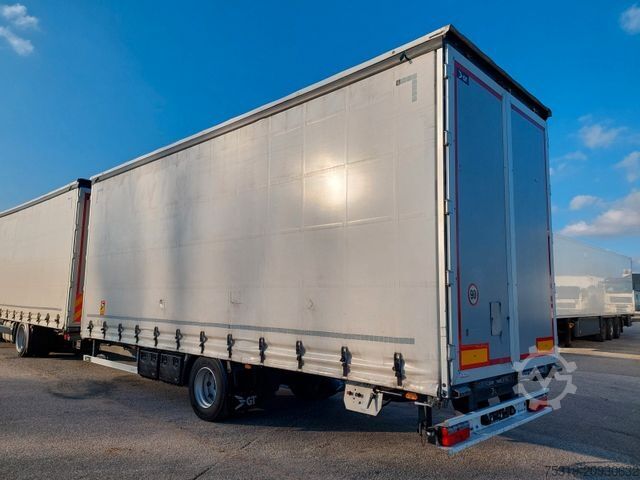 Jumbo-Lkw MAN TGX 18.470 LL + Gniotpol G-4080 120 m3 Durchbar