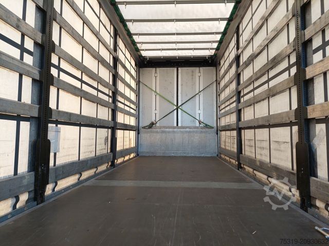 Jumbo-Lkw MAN TGX 18.470 LL + Gniotpol G-4080 120 m3 Durchbar