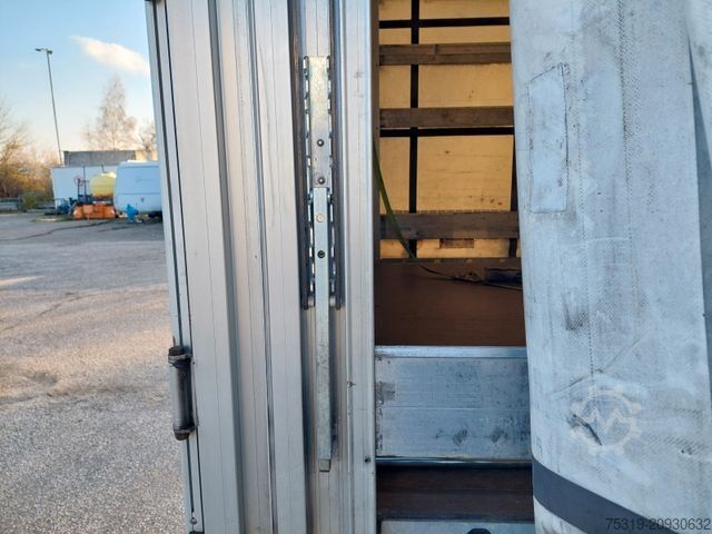 Jumbo-Lkw MAN TGX 18.470 LL + Gniotpol G-4080 120 m3 Durchbar