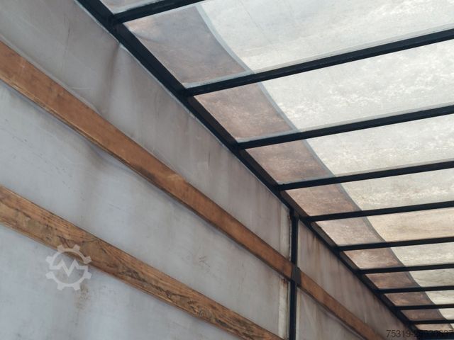 Schuifzeil bestelwagen IVECO 75E21 4x2 LBW Nutzlast 3t 18 Paletten