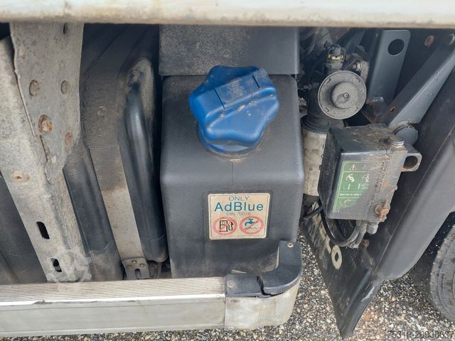 Schuifzeil bestelwagen IVECO 75E21 4x2 LBW Nutzlast 3t 18 Paletten