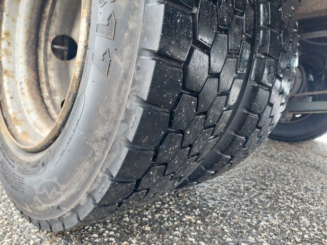 Βαν με κουρτίνα πλευράς IVECO 75E21 4x2 LBW Nutzlast 3t 18 Paletten