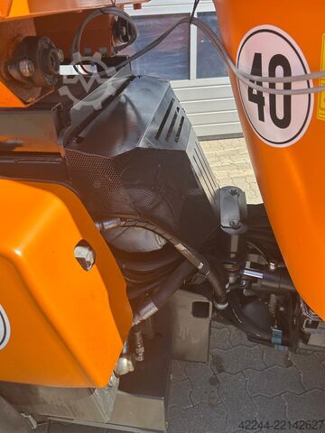 Gemeentelijk voertuig / Werktuigendrager Holder C 55 SC
