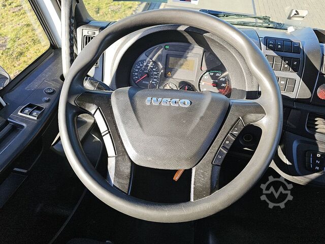 Koffer IVECO 120E25 EUROCARGO 3 SEATS AIRCO LIFT