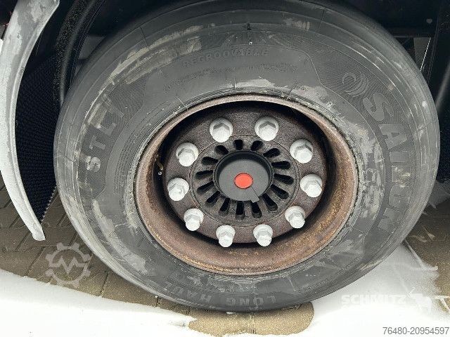 Öppen semitrailer med kapell Kögel Schiebeplane Mega