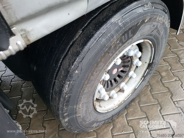 Öppen semitrailer med kapell Kögel Schiebeplane Mega