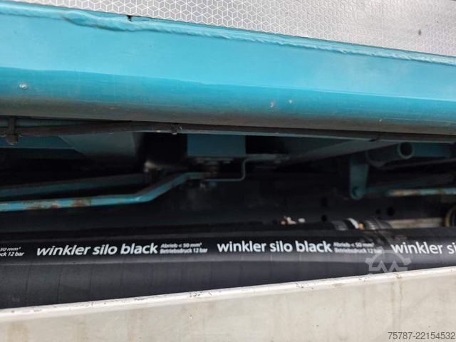 Silo poluprikolica KEMPF Schleusenkipper, Rüttler, ca. 58,7 cbm, Lift