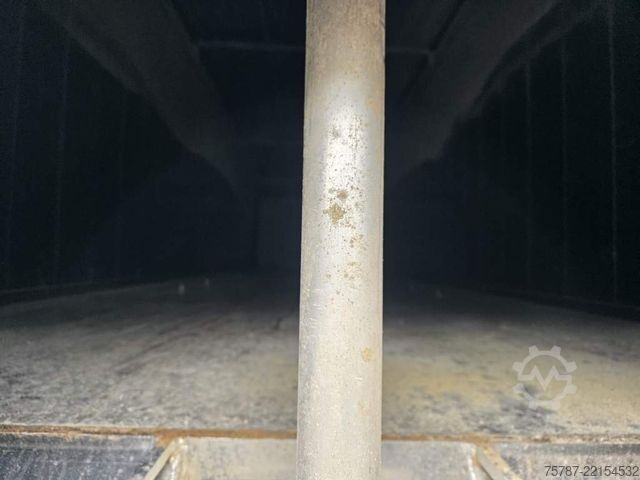 Silo poluprikolica KEMPF Schleusenkipper, Rüttler, ca. 58,7 cbm, Lift