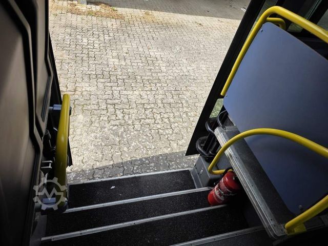 Međugradski autobus IVECO Crossway 55+1+1+26, Retarder