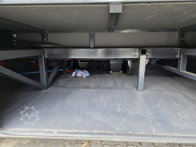 Međugradski autobus IVECO Crossway 55+1+1+26, Retarder