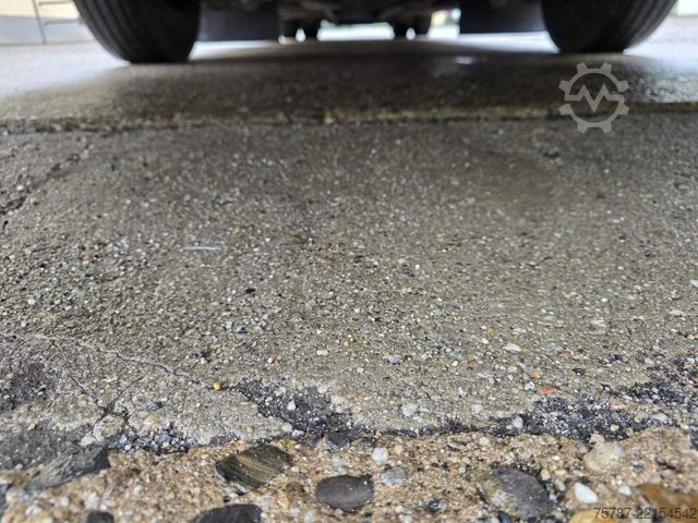 Međugradski autobus SETRA S315 Überland 53+49+1, großer Gepäckraum