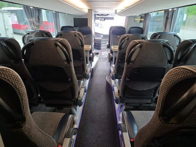 Dvospratni autobus NEOPLAN Skyliner,81+1+1,Hochdruckkühler neu  ZF Intarder
