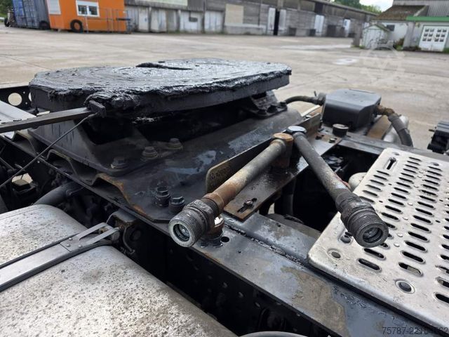 Standardni tegljač IVECO 480 S-Way, Retarder,Wartungsvertrag, Hydr