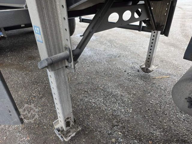 Kiperska poluprikolica SCHMITZ CARGOBULL 49 cbm Getreidekipper, Kornschieber, Luf, Lift