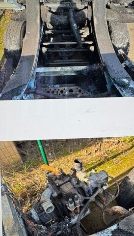 Box truck MERCEDES-BENZ Atego 818 Brandschaden