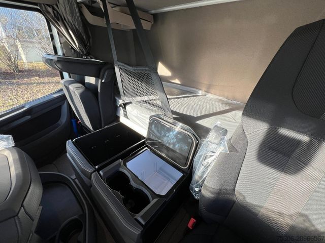 Tractor estándar DAF XF 480 FT