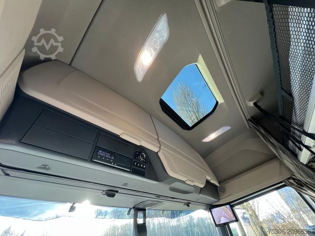 Tractor estándar DAF XF 480 FT