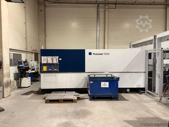 Lasersnijmachine TRUMPF TruLaser 5030 fiber L76 + Automation