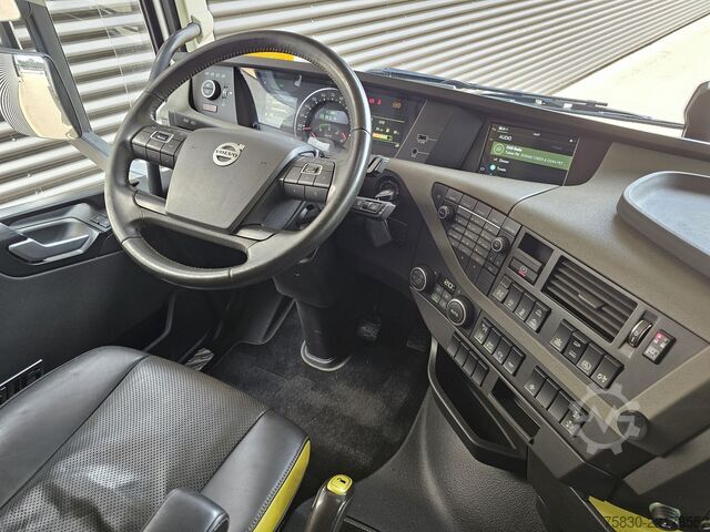 Ladepritsche Volvo FH 16 750 8x4 / RETARDER / FASSI 71 TM + JIB