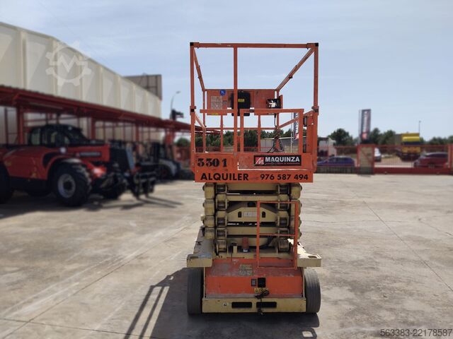 Schaarhoogwerker JLG 10RS