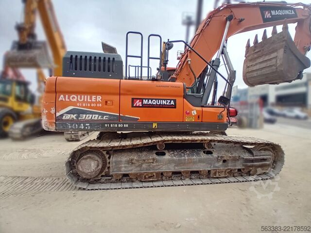 Rupsgraafmachine Doosan DX300LC-7