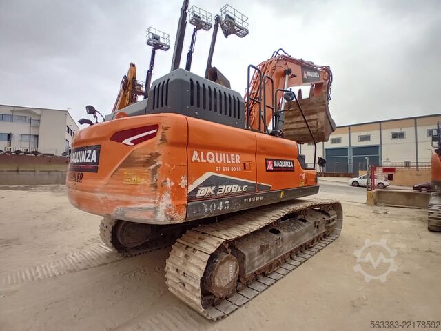 Rupsgraafmachine Doosan DX300LC-7