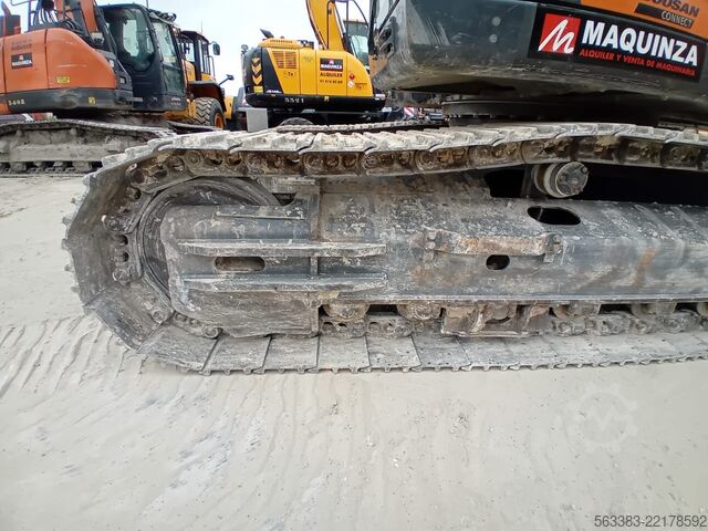 Rupsgraafmachine Doosan DX300LC-7