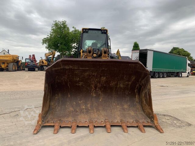 Rupslaadschop Caterpillar 973D