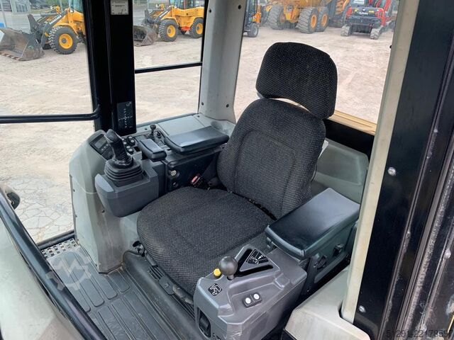 Rupslaadschop Caterpillar 973D