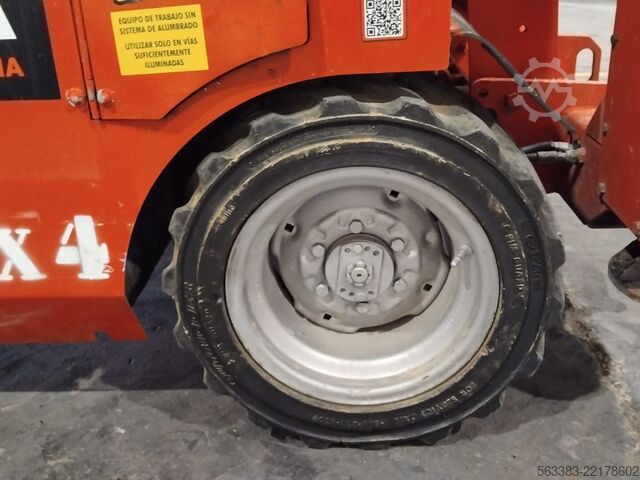 Schaarhoogwerker Genie GS2668RT