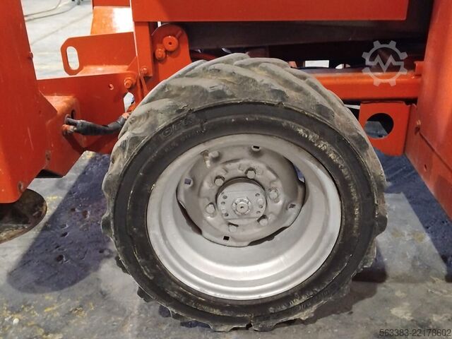 Schaarhoogwerker Genie GS2668RT