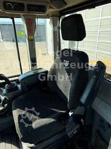 Kerekes rakodó CATERPILLAR 938M *High Lift*