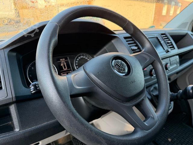 Dobozos furgon VOLKSWAGEN T6 Transporter 2.0 TDI Kasten lang Navi
