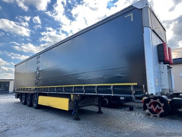 Semi-reboque aberto com lona schmitz Cargobull Seitenplane