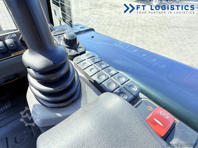 Carregador telescópico JCB TLT30D TELESCOPIC MAST DIESEL CABIN