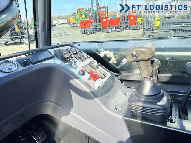 încărcător telescopic JCB TLT 30D NEW TIRES CABIN ONLY 4478 HOUR