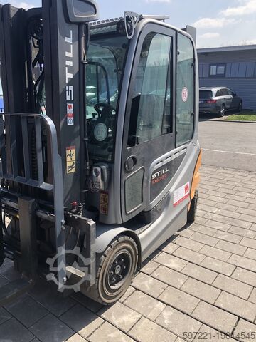Electric - 4 wheels Still RX60-30