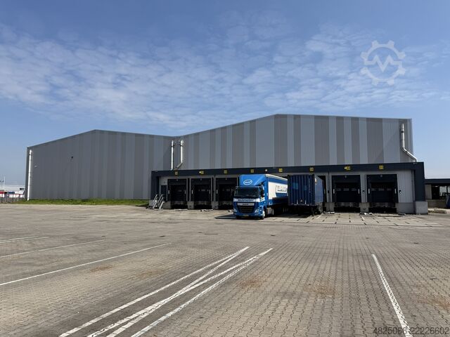 Acélszerkezet 9.800 m² Steelconstruction 9.800m² 