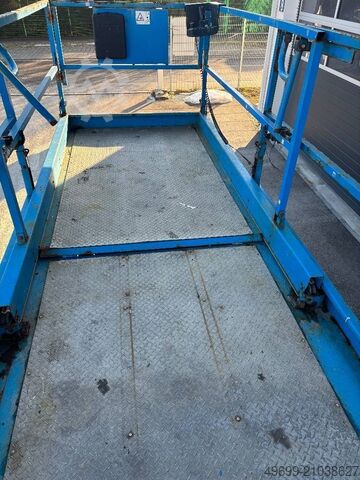 Scherenhebebühne Genie GS 3369 RT - 12m Diesel Scherenarbeitsbühne 4x4